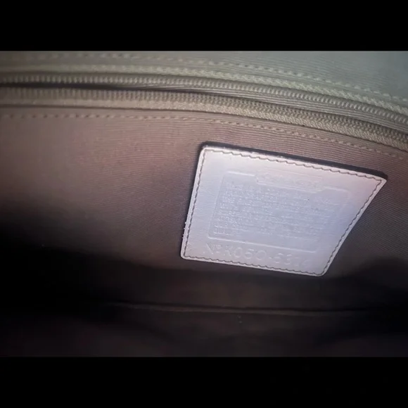 🌺Coach purse - Picture 6 of 9